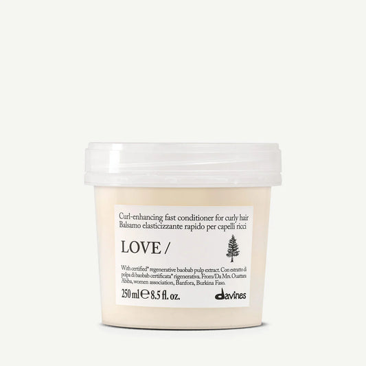 Davines - Essential Haircare LOVE Curl Conditioner